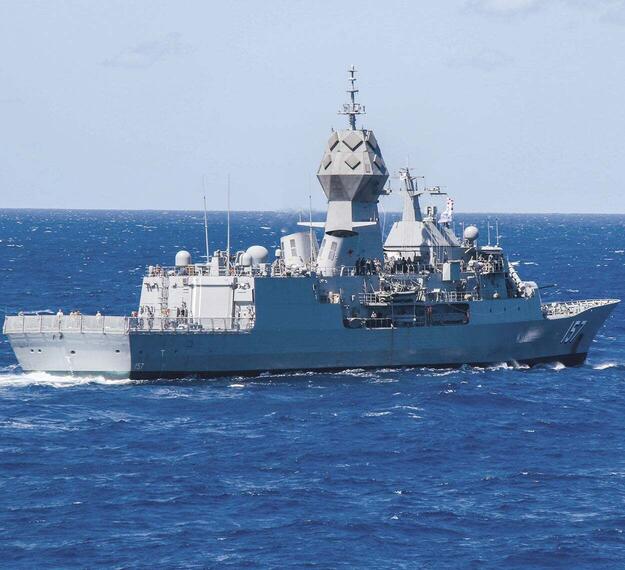 Spectrum Server ESM ELINT on HMAS Perth (FFH 157)